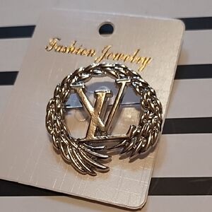 Silver Fashion Jewelry Brooch